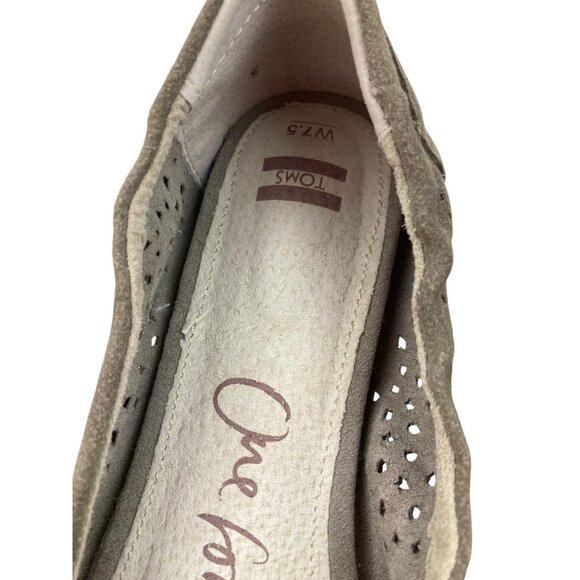 *New Toms Ballet Flats Womens Sz 7.5 Taupe Moroccan Cut Out Slip On Casual Shoes - Picture 10 of 11